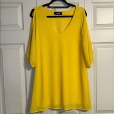 LULU'S Size X-Small Sunny Yellow Mini Dress 3/4 Sleeves Cold Shoulder V-Neck