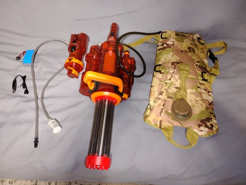 "Ice Burst" Gatling Electric Water Gun W/Backpack, Extra Tank, Battery, Charger