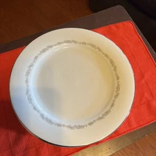 Noritake China 6013 Crestmont Set Of 6 Dinner Plates 10 3/8 Platinum Trim