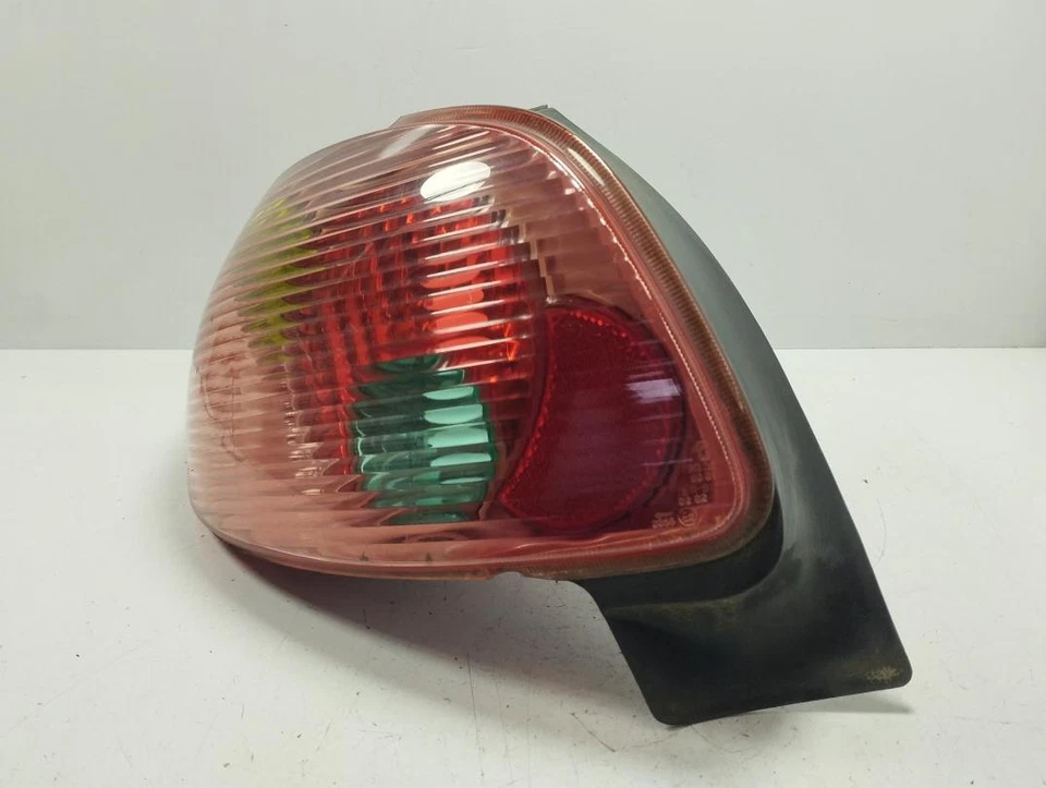 6350S0 Piloto Trasero Izquierdo para PEUGEOT 206 X-Line 2003 184320 - Imagen 3 de 4