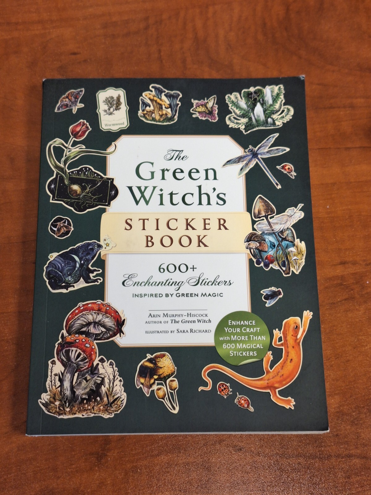 The Green Witch's Sticker Book: 600+ Enchanting Stickers Inspired by Green Magic