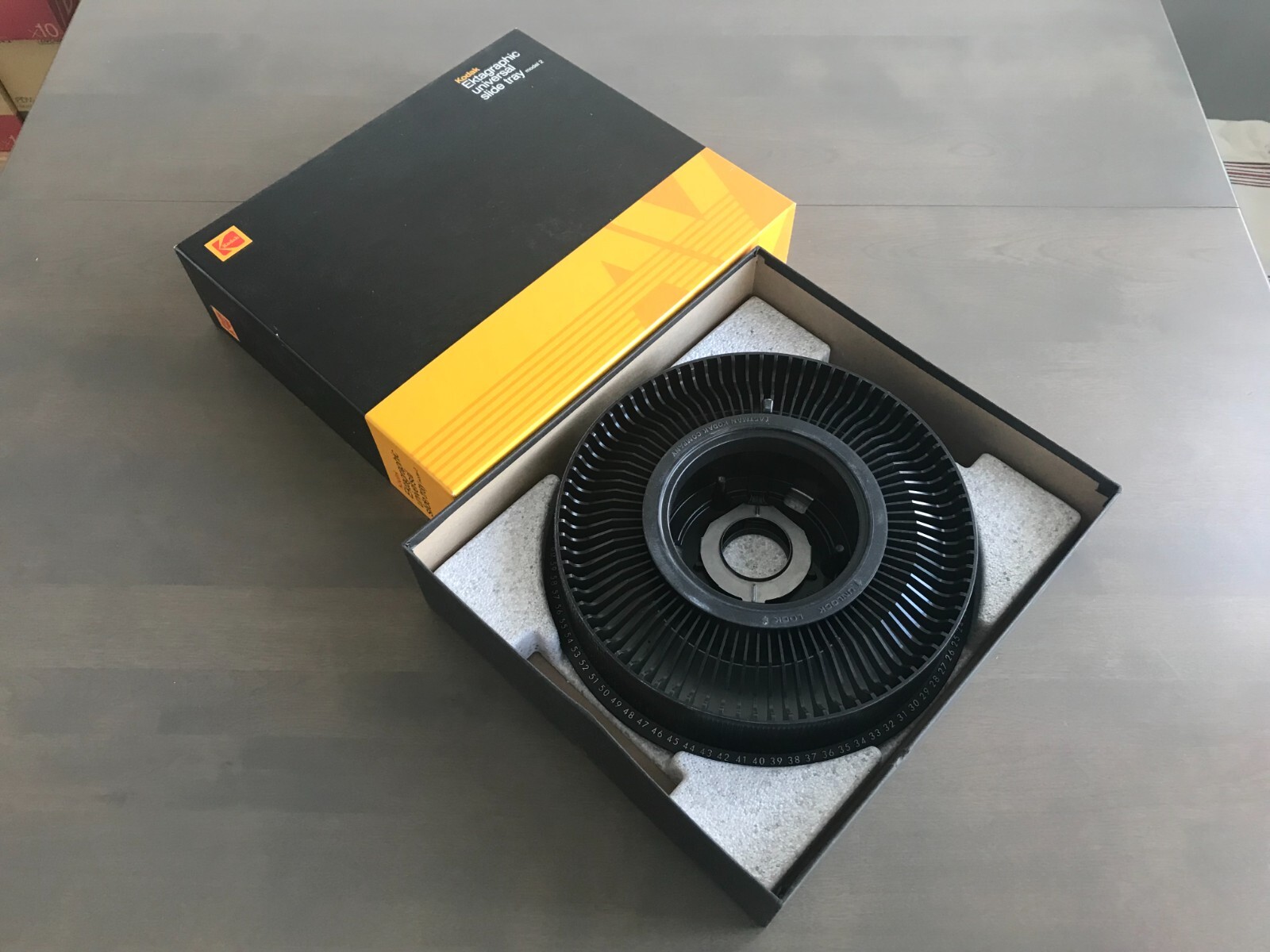 Kodak Ektagraphic Universal Slide Tray Model 2 - 80-slot