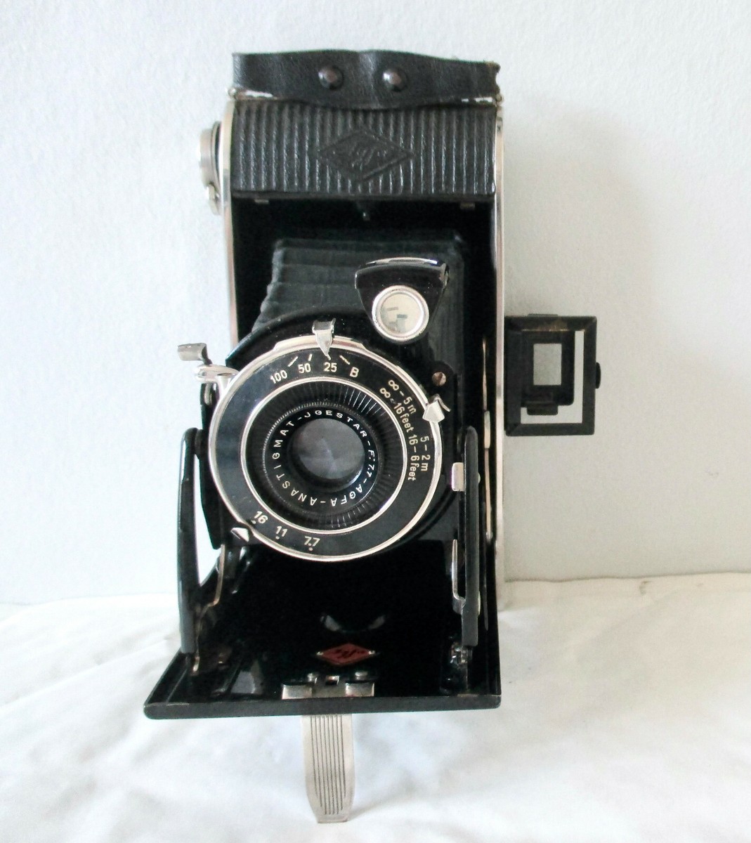 Agfa Billy Record photo camera with a Jgestar 100mm F/7.7