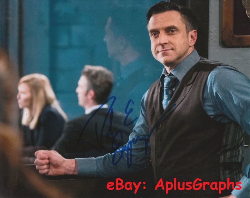 RAUL ESPARZA... Law & Order: SVU 's Barba - SIGNED | eBay RAUL ESPARZA... Law & Order: SVU 's Barba - SIGNED | eBay