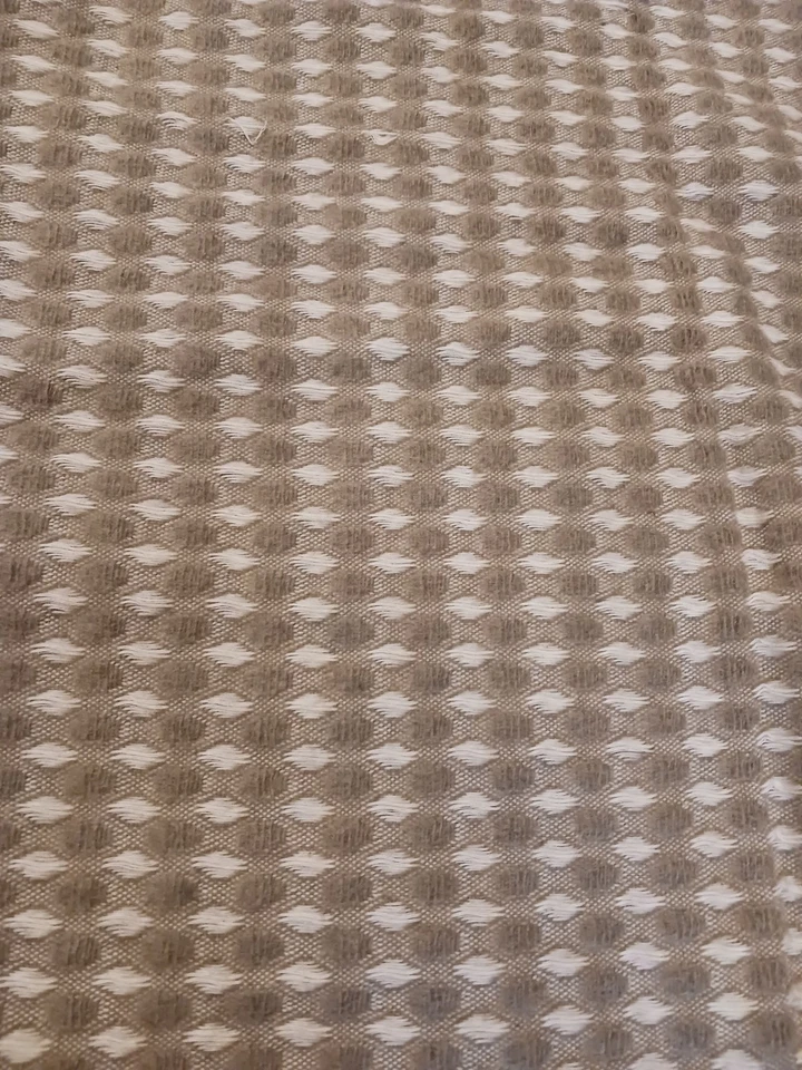 Manta INUP Home Lina Fina Portugal Beige Blanco Tejido Gofre 60x48 Foto 4 de 4