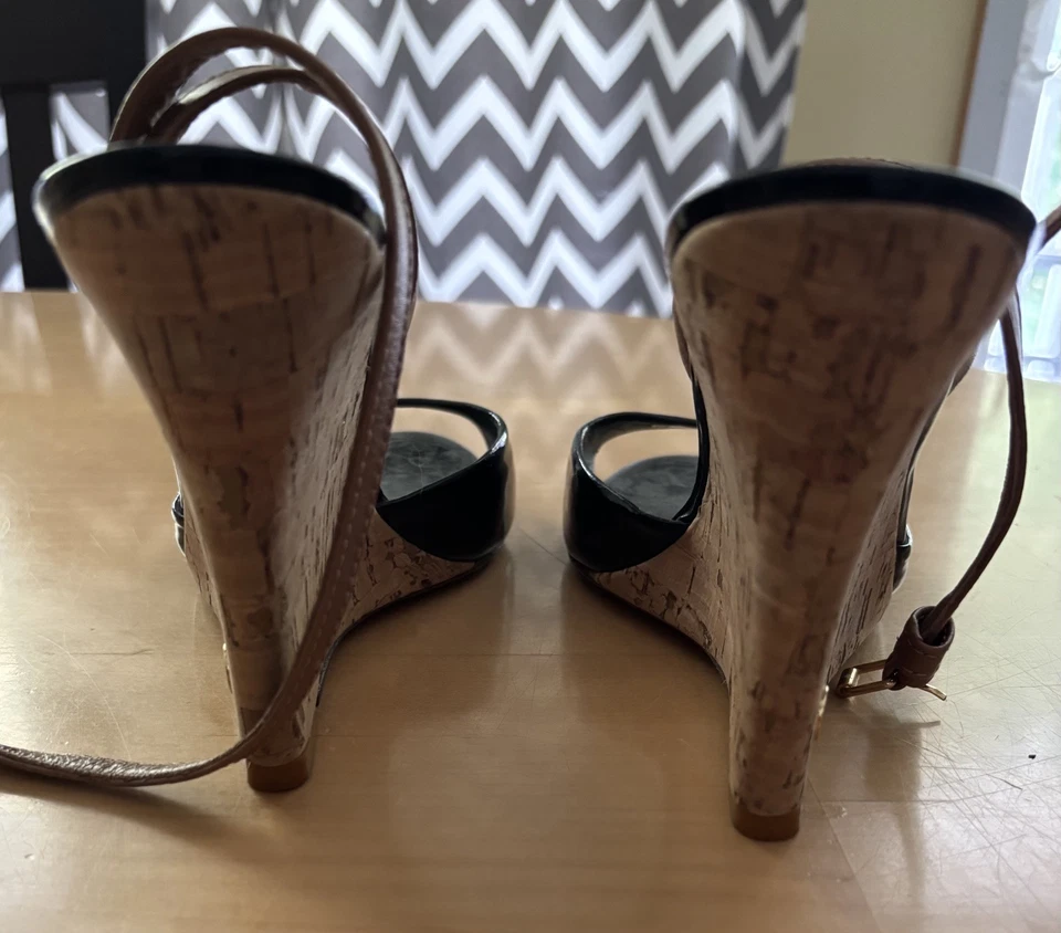 Tory Burch Ashton Black Patent Sculpted Wedge Heels Size 9.5 - Image 3 of 4
