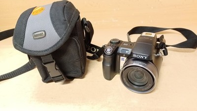 Sony DSC H9 Cyber shot Digital Camera 8.1MP 15x Optical Zoom Compact