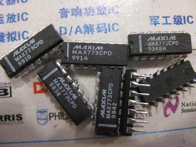1X MAX773CPD  5V/12V/15V  Low IQ, Step-Up DC-DC Controllers MAX773