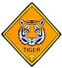 BOY CUB SCOUT TIGER RANK LOGO OFFICIAL LICENSED HIKING STAFF STAVE MEDALLION NEW