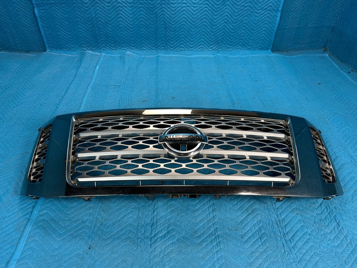 Nissan Titan XD Platinum Radiator Grille w/ Emblem Dark Chrome 16
