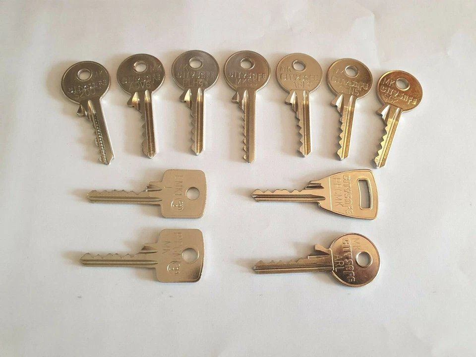 CHAVO ARLEIGH STANWAY M SERIES MASTER KEYS SET - GENUINE BUYERS ONLY - Image 2 of 2