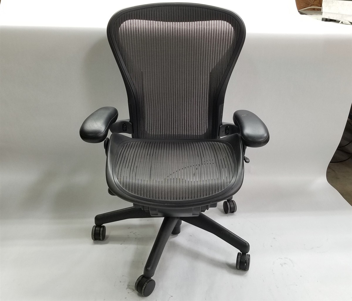 Herman Miller Aeron Classic Graphite Ergonomic Lumbar Office Chair