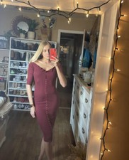 Fashion Nova Button Up Dress in maroon a size medium!  