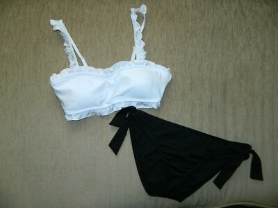 white bikini top black bottoms