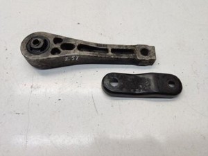 Audi A3 S3 8P 2007 Getriebe Halterung 1K0199855 AAA10698