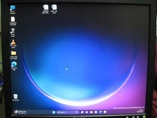 Genuine Dell E176FPF 17" LCD Monitor and stand, Tested Working VGA