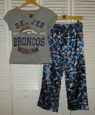 NFL Womens Denver Broncos Hawaiian Print Cropped Pajama Pants