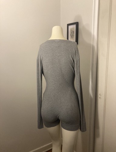 Skims Größe 2X weicher Lounge-Strampler auf Knopfleiste Henley in hellgrau neu mit Etikett 2xl - Bild 7 von 8