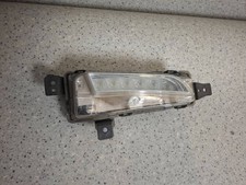 Suzuki Vitara (LY) 2018 Links Nebelscheinwerfer vorne W1387 BLP914