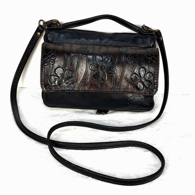 Atelier V Cuir Brown Black Daisy Embossed Leather Shoulder Wallet Clutch Purse W