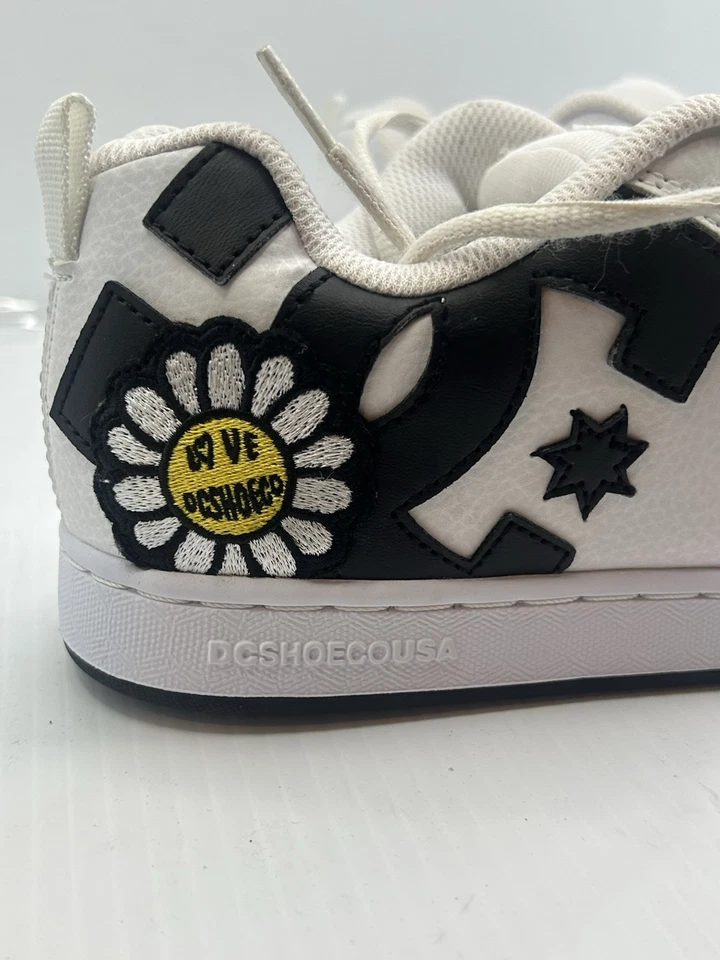 DC Women’s Court Graffik Casual Skate Shoes - Image 3 of 4