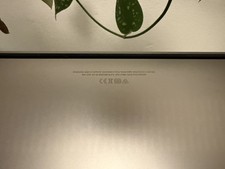 2019 Macbook Pro 16"  2.3GHz Core i9  32GB RAM  512GB  Radeon Pro Vega 20