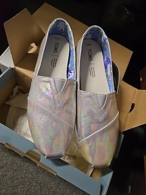 Super Rare Toms The Original Drizzle Grey Pesrlized Metallic Canvas New