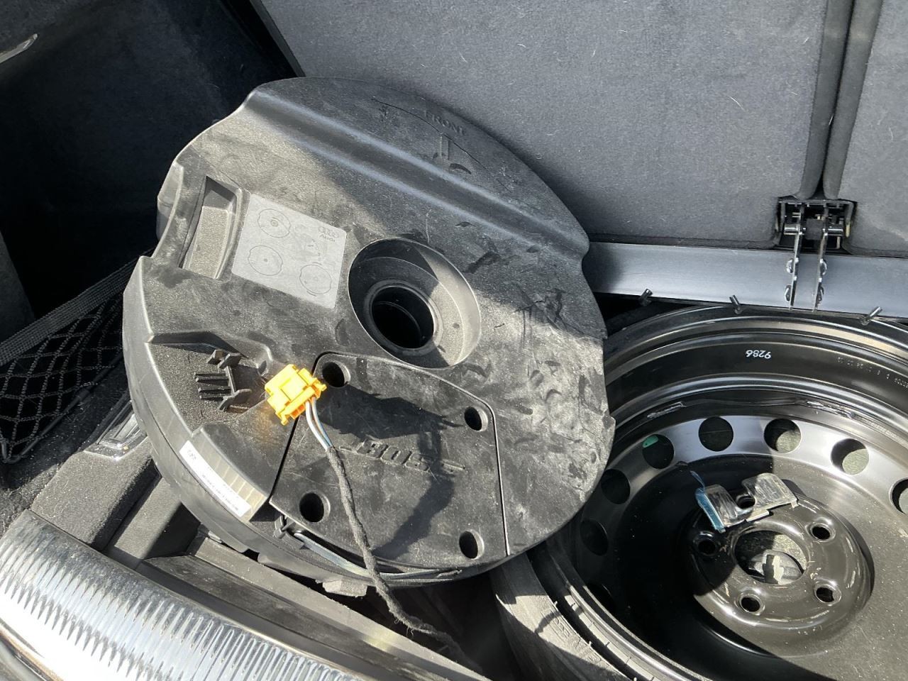 Audi R8 2008-2015 Coolant reservoir P/N 854340