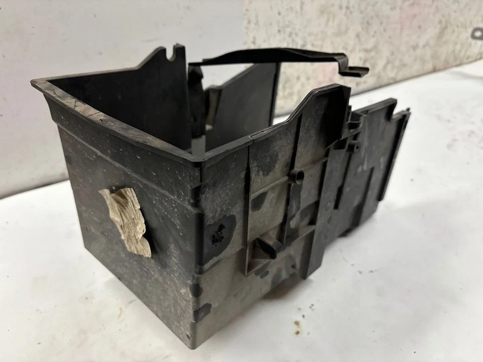 Ford Focus 2009 caja batería 4m5110723 DTS5107 Foto 4 de 4