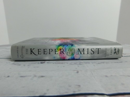 The Keeper of the Mist Young Adult Hardcover by Rachel Neumeier - Imagen 2 de 3