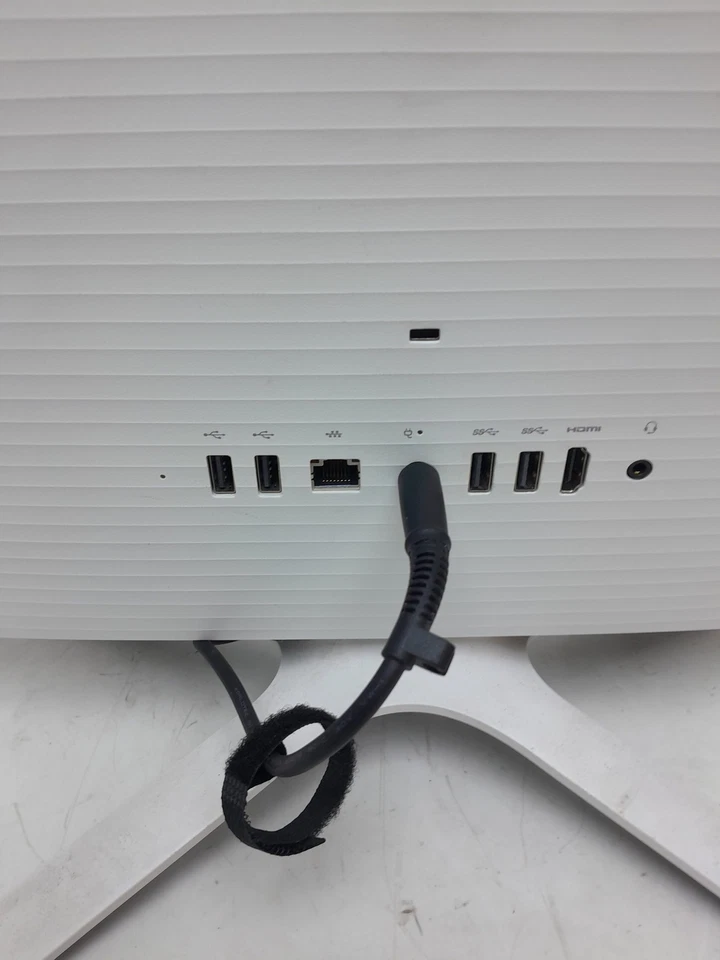 HP 24-G030NA - i3-6100U 2.3GHz - 8GB Ram - 24" - 1TB HDD - Windows 11 Home - Image 3 of 4