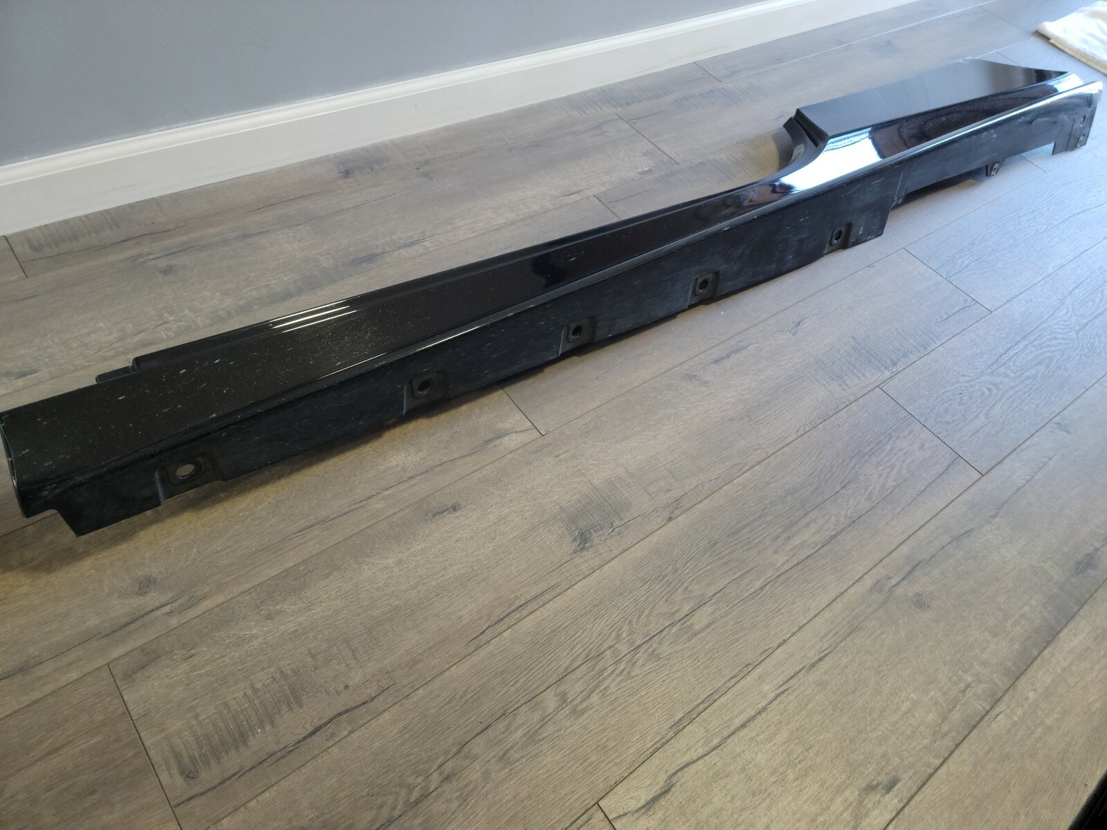 FERRARI 488 GTB DRIVER LEFT SIDE ROCKER PANEL OEM 