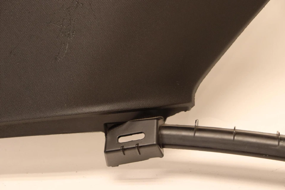 2015-2023 道奇挑战者后方左侧上盖 C PILLAR TRIM COVER 面板原始设备制造商 — 第 4/4 张图片