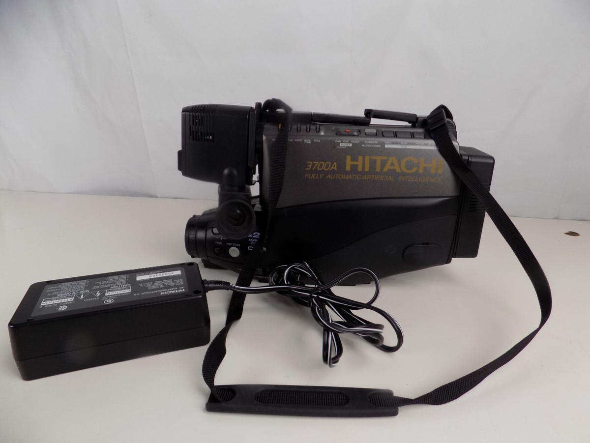 Hitachi ビンテージ レトロ VM-3700A VHS ビデオカメラ Vintage Hitachi VM-3700A VHS Movie Camera Recorder Camcorder