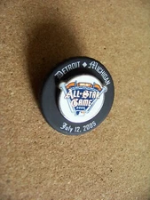 2005 AS All Star Game spinning tire Detroit Michigan lapel pin MLB Tigers c35623