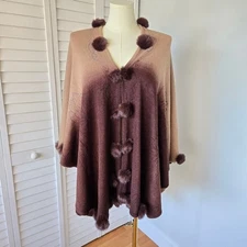Chic Ruff Brown Ombre Cotton Knit Pom-Pom Cape Shawl One Size Boho Elegant Cozy