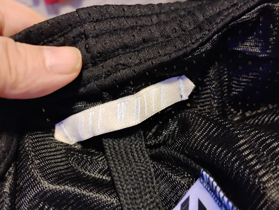 Pantalones Cortos Blanco Rojo Virgil Abloh Nuevos Talla XL Foto 2 de 4