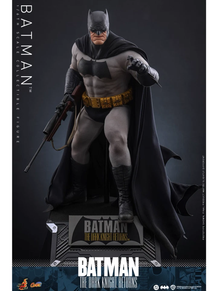 IN STOCK Hot Toys CMS024 Batman: The Dark Knight Returns 1/6 Action Figure - Image 3 of 3