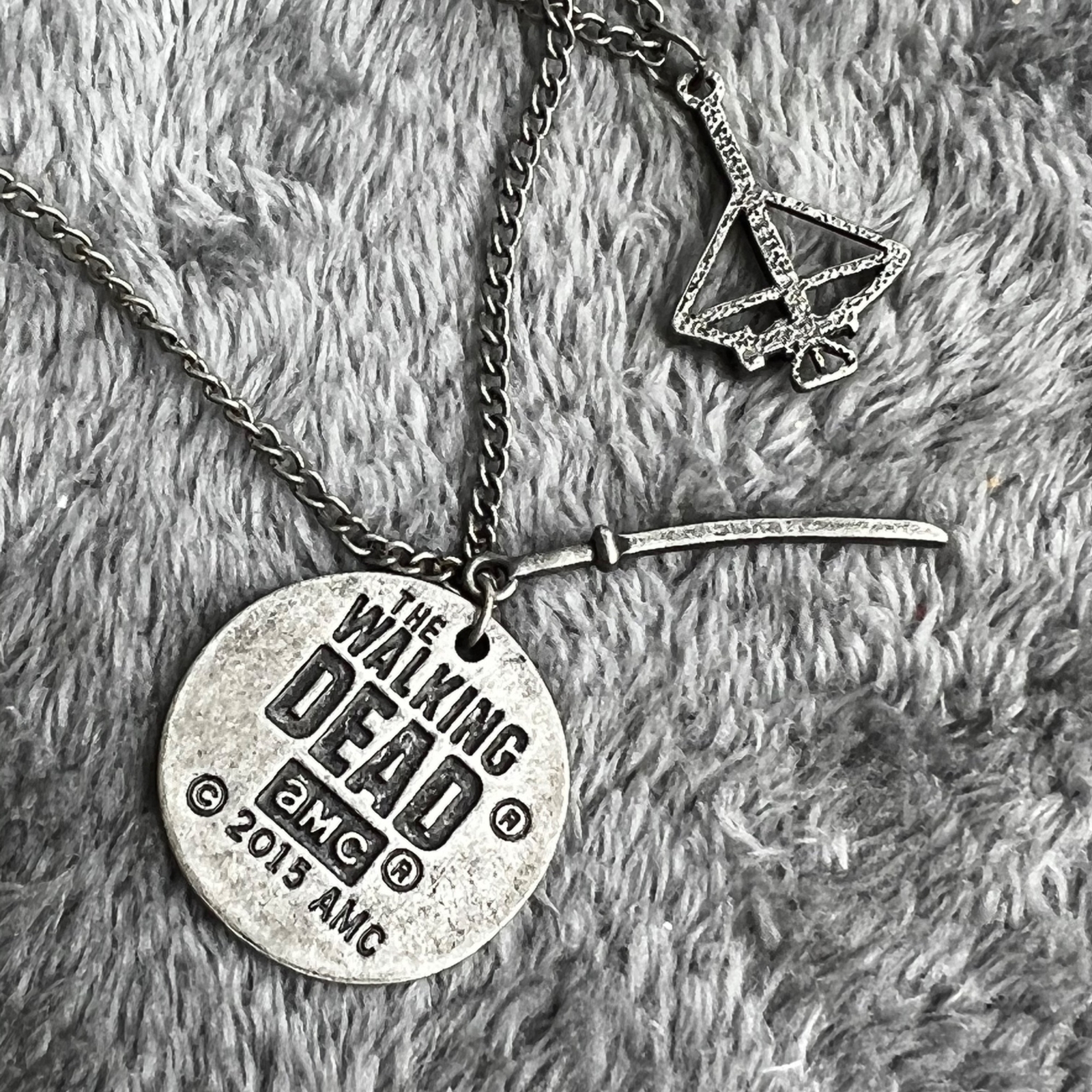 The Walking Dead Jewelry Lot Bracelets Necklaces 7 Pc Charms Black