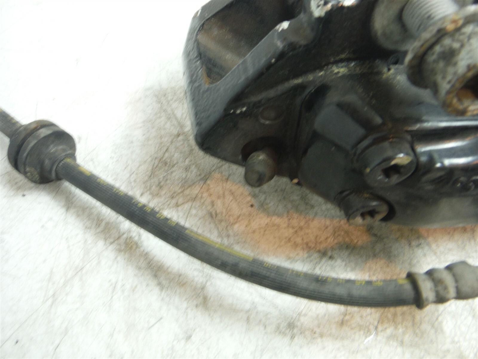 MASERATI GRANTURISMO DRIVER LEFT FRONT BRAKE CALIPER OEM BREMBO