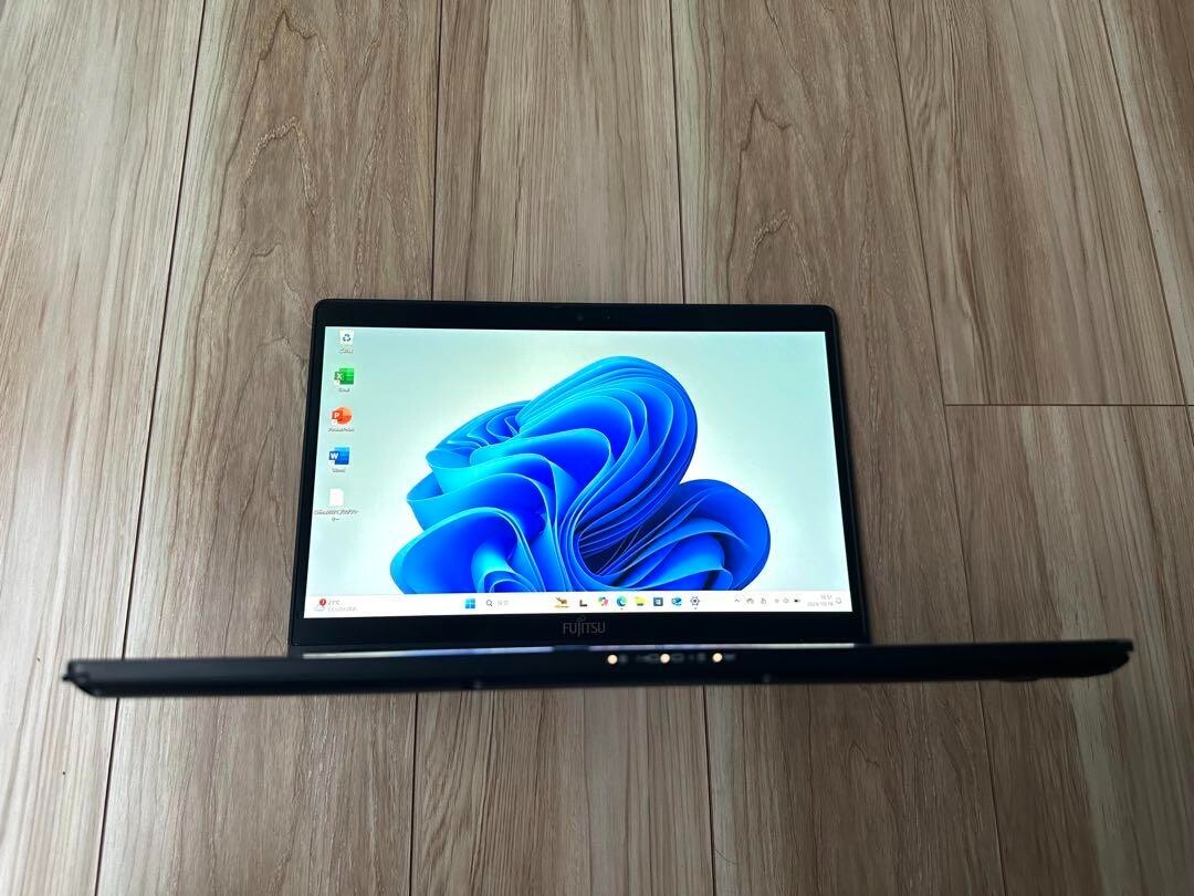 R*N様 LIFEBOOK U939X/A 2in1 i5 Win11 Offi Fujitsu Lifebook U939X Review: A business convertible with a