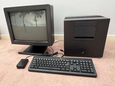 Rare Complete NeXT CUBE Computer System   Steve Jobs Era   MegaPixel Display
