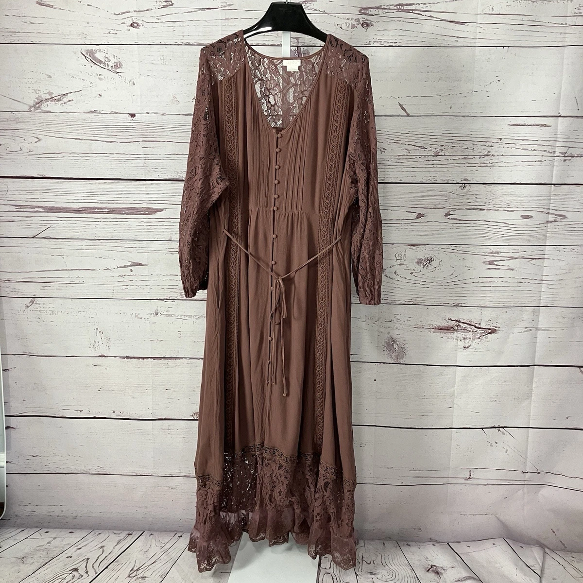strapless open back dress Squire Brown Short Sleeve Day Dress main image 0