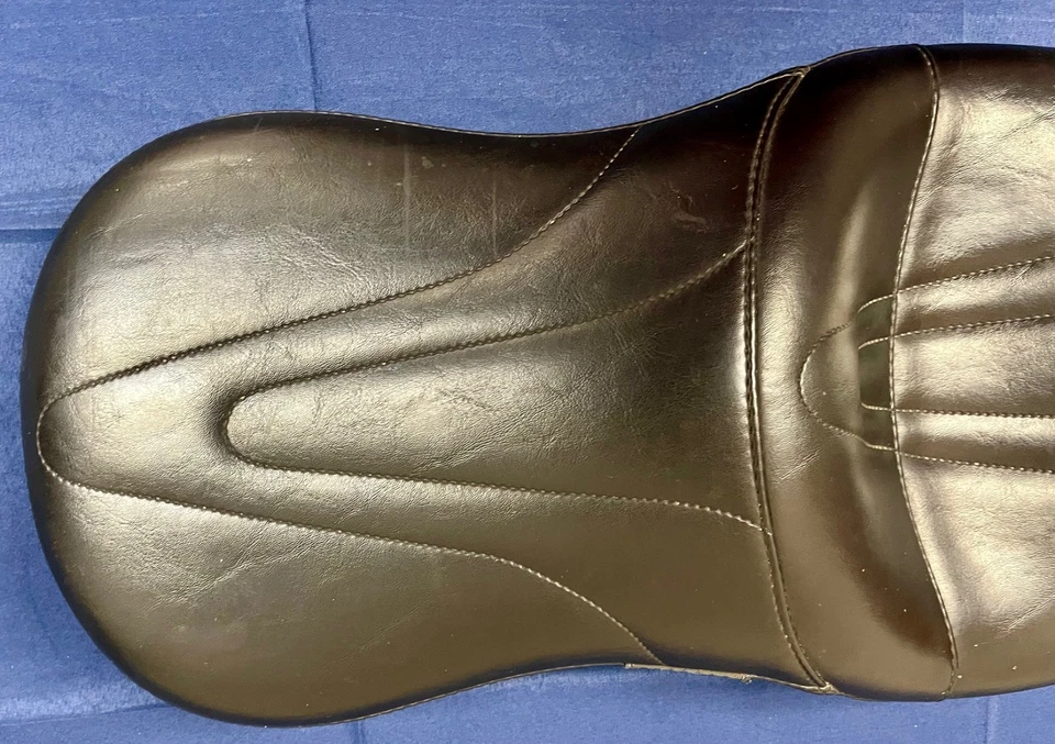 Asiento Le Pera Sorrento-Harley Davidson Dyna Foto 3 de 4