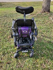 Power wheelchair Quantum Edge 2.0 with Seat Lift
