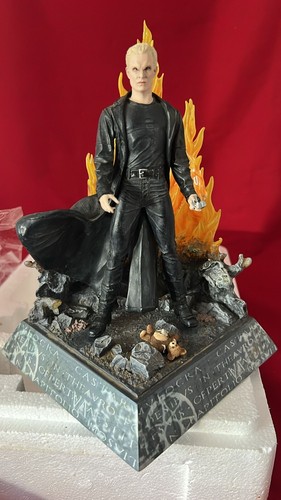Buffy the Vampire Slayer Diamond Select Essence of spike 436/1000