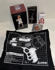 Firefly/Serenity Loot Qmx Mini Masters Saffron, Mystery Qbit, Keychain, Pin, Tee