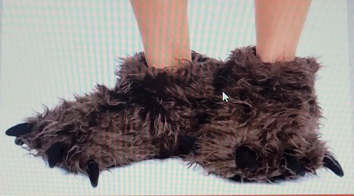 Original Lazy One BIG FOOT BEAR PAW Slippers Kids Size Sm 9 11 WARM BRAND NEW