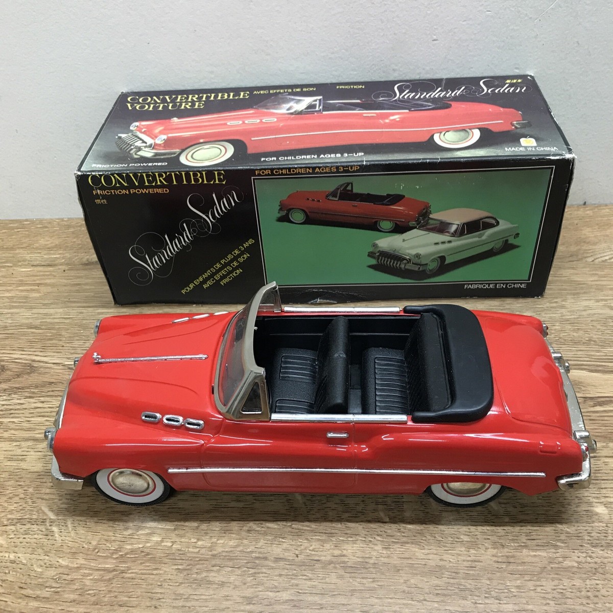 Convertible Voiture Standard Sedan Friction Powered Car