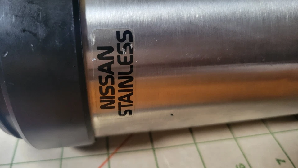 Termo de acero inoxidable Nissan NCB-18 1,8 L frasco de vacío diseño Japón con mango Foto 3 de 4